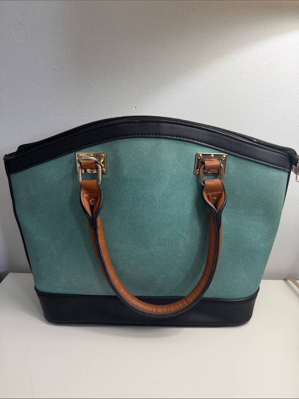 Women’s Green and Black Top-Handle Tote Bag